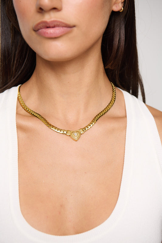 Amor Statement Chain Gold