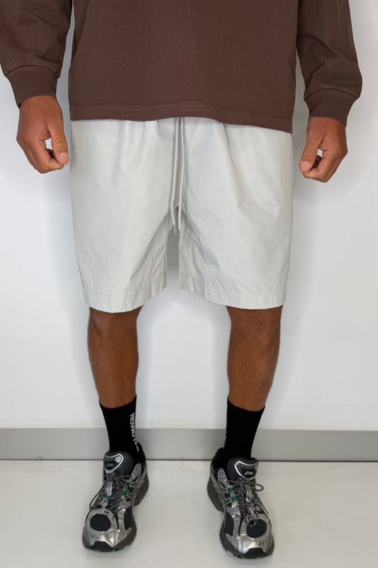 Pat Walk Short Light Grey
