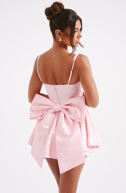 Emelie